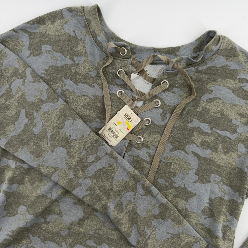 NEW Mudd Women Olive Night Camo Lace Up Sweatshirt Small